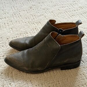 Corso como ankle boots